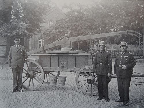 erstes Feuerwehrfahrzeug Feuerwehr Isenbüttel